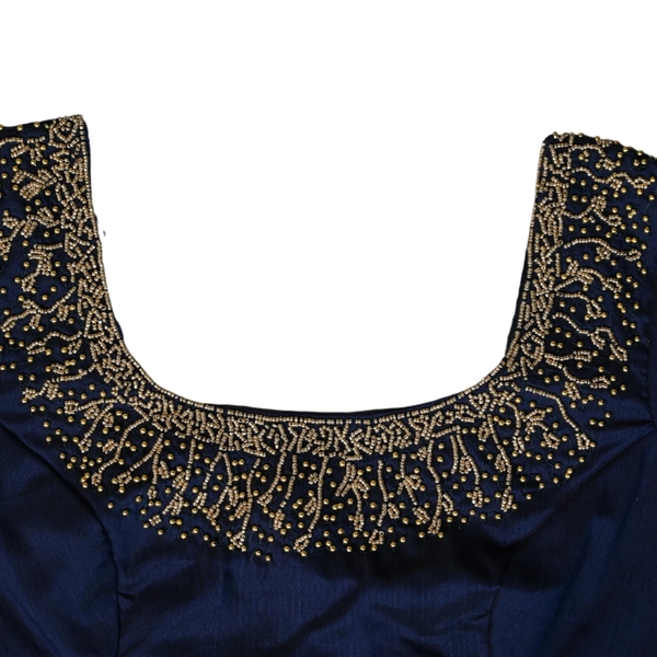 Traditional Half Saree For Wedding - image 5