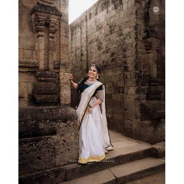 Kerala Kasavu Wedding Lehenga – Hand-Embroidered Blouse & Zari Skirt - image 2