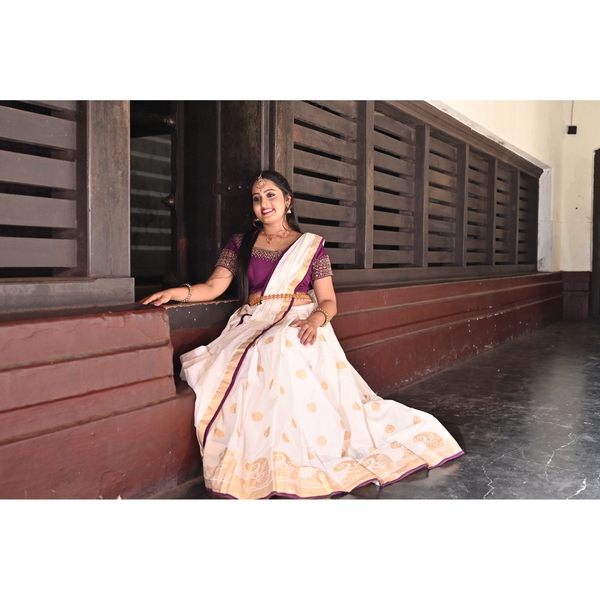 Kasavu Lehenga For Wedding thumbnail 6