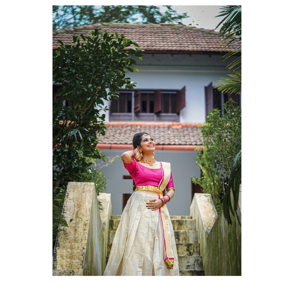 Bridal Kasavu Dhavani thumbnail 3