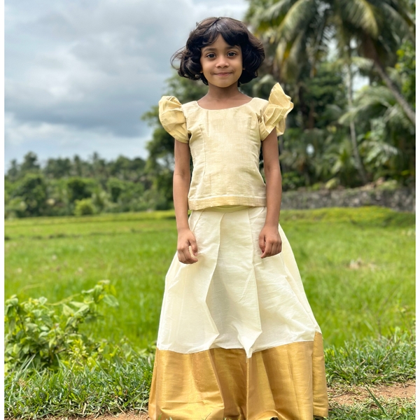 Kasavu Top and Blouse Pattupavada - image 1