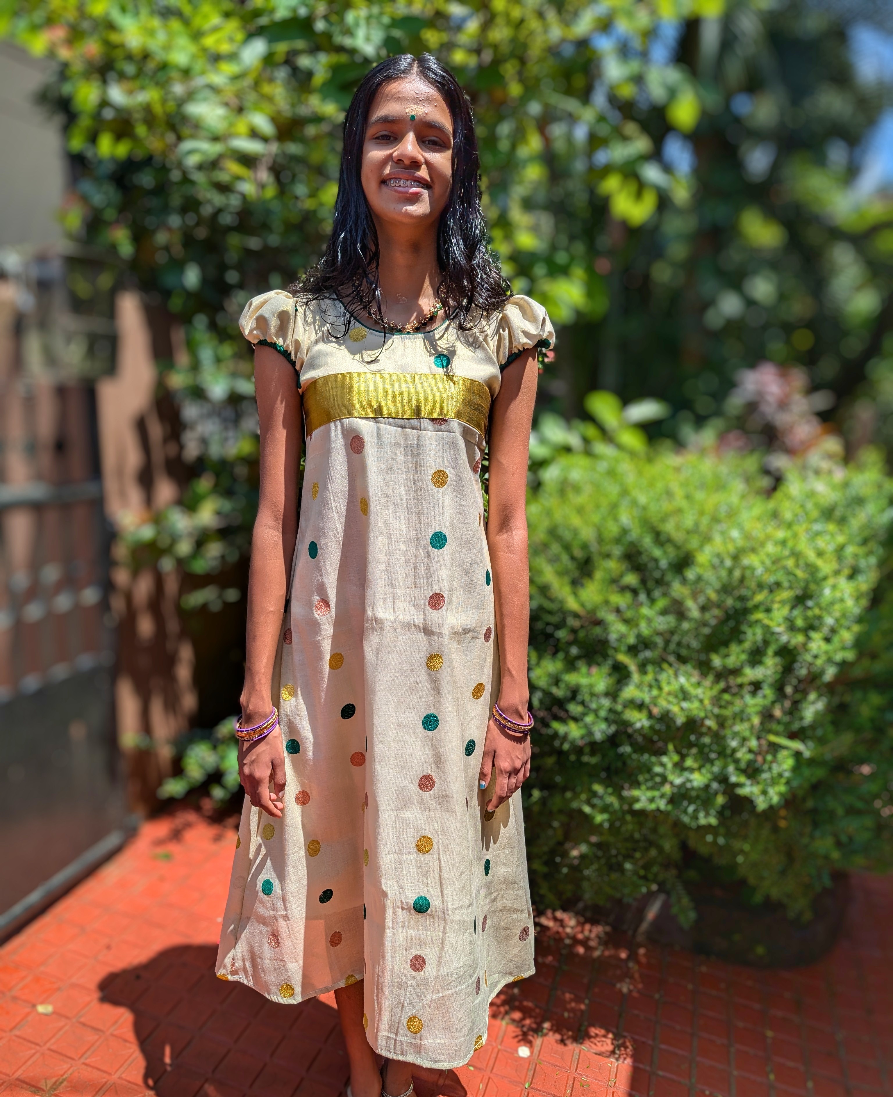 kasavu dress for ladies Kerala Kasavu Sarees Online | Cream & Gold