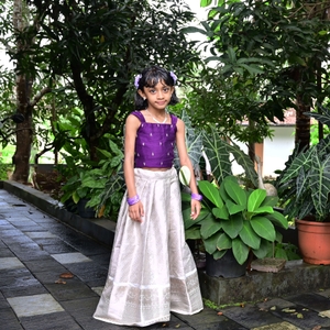Silver Kasavu Pattupavada Set