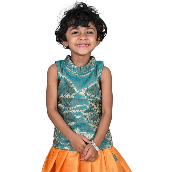 Festival Outfits For Girls - image 3