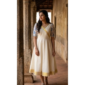 Kasavu Midi Dress With Organza Sleeves