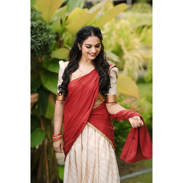 Vintage Kasavu Half Saree Material