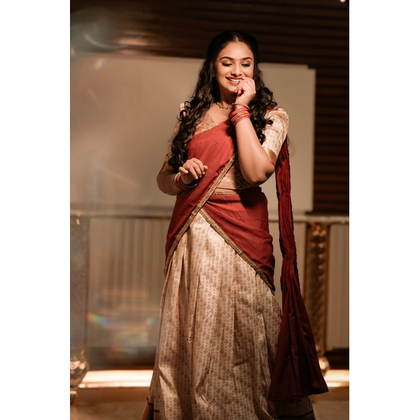 Vintage Kasavu Half Saree Material - image 3