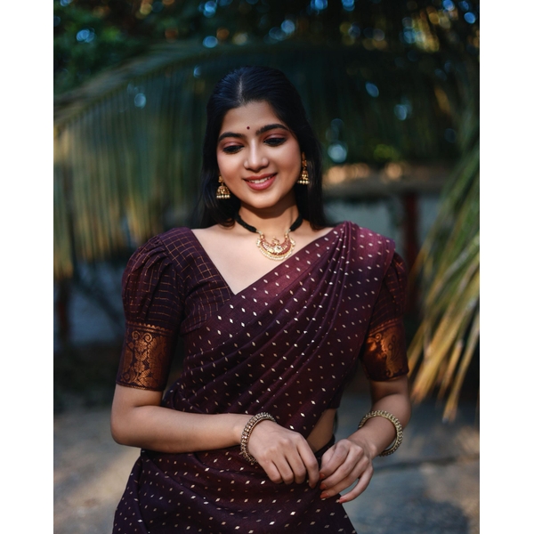 Madurai Cotton Zari Kattam Half Saree Material - image 4