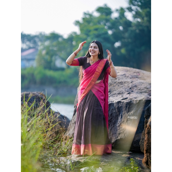 Traditional Madurai Sungudi Cotton Half Saree Material - image 2