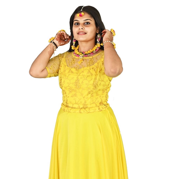 Yellow Lehenga For Haldi - image 2