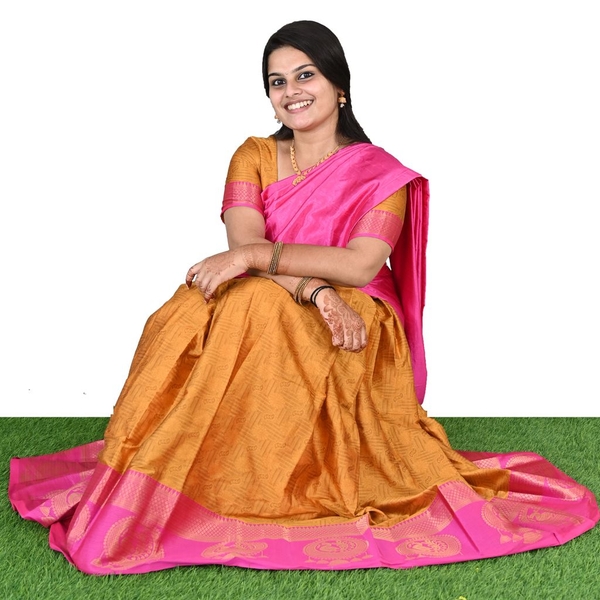 Traditional Dhavani Set - image 3