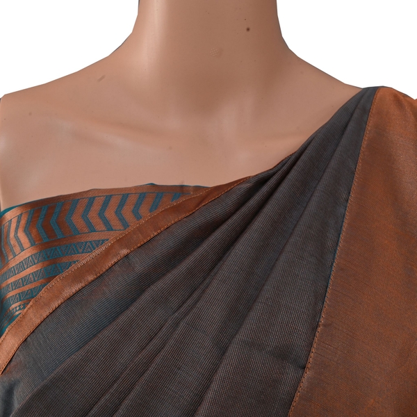 Unstitched traditional Half Saree thumbnail 3