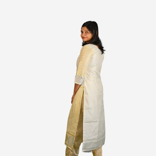 Kerala Kasavu Kurti in Tissue Cotton – Off-White with Gold & Silver Zari Elegance - image 3