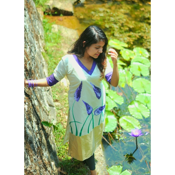 Ethnic Kasavu Kurti with Hand Painted Lavender Blooms thumbnail 2