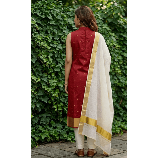 Kerala Kasavu Kurti Set - image 3