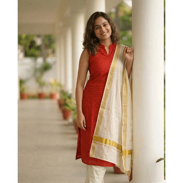 Kerala Kasavu Kurti Set