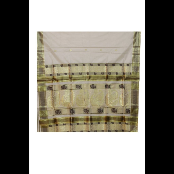 Traditional Kerala Saree With Golde And Black Design thumbnail 3