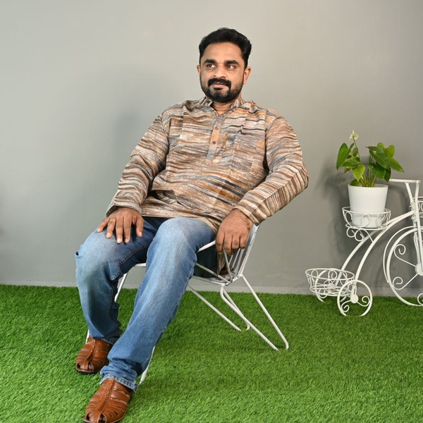 Regular Fit Short Kurta - image 3