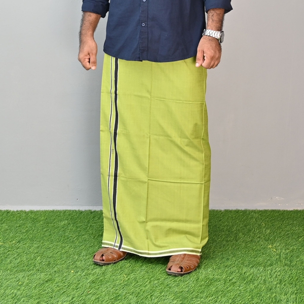 Kerala Handloom Single Layer Dhoti - image 1