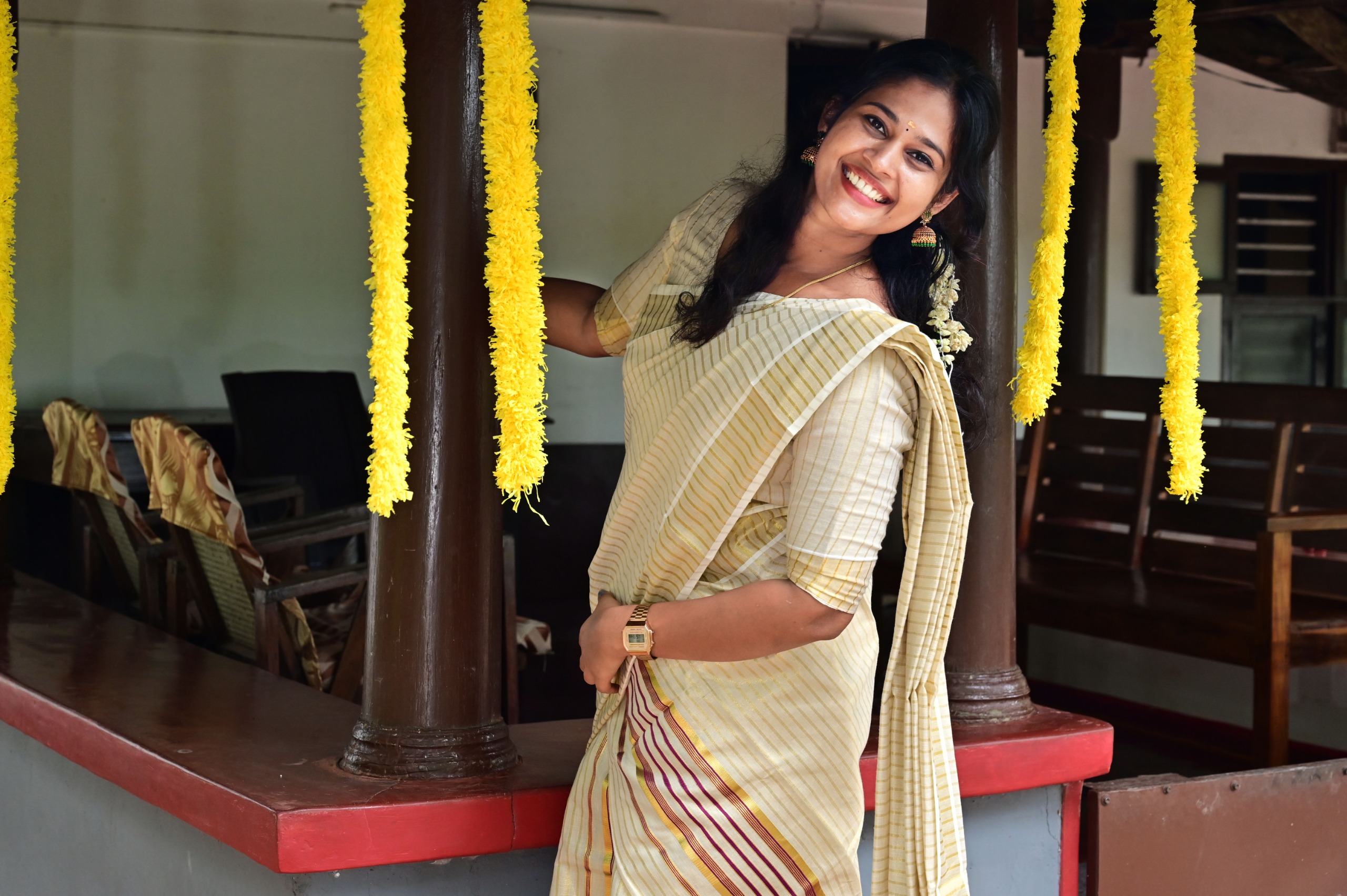 Zari Stripes Set Mundu with Colour Woven Zari Border