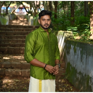 Men's Traditional Wedding Shirt