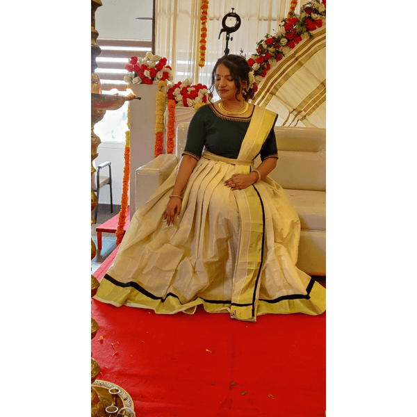 Bridal Lehenga In Kerala Kasavu thumbnail 1